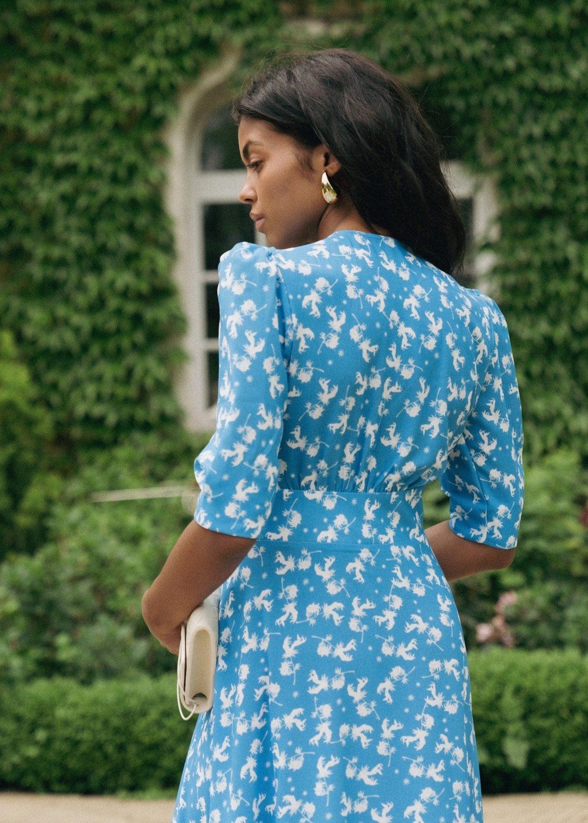 Girl in midi dress Blue